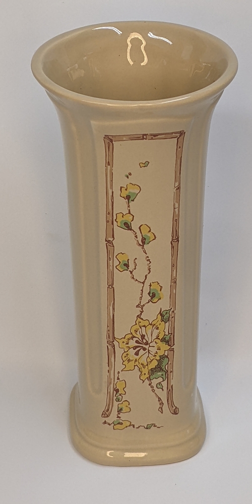 Royal Haegar USA vintage pottery vase